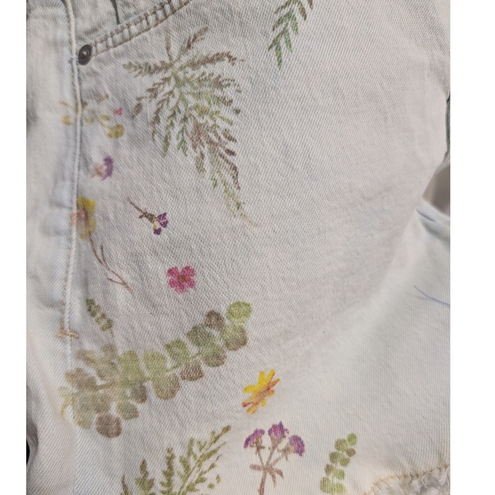 Pilcro and the Letterpress Anthropologie Slim Boyfriend Floral Denim 26 Shorts - Picture 8 of 11